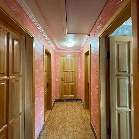 Villa Aeroport Розовый Дом Chişinău Extérieur photo