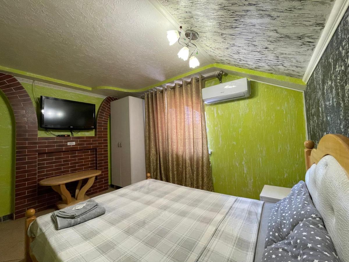 Villa Aeroport Розовый Дом Chişinău Extérieur photo