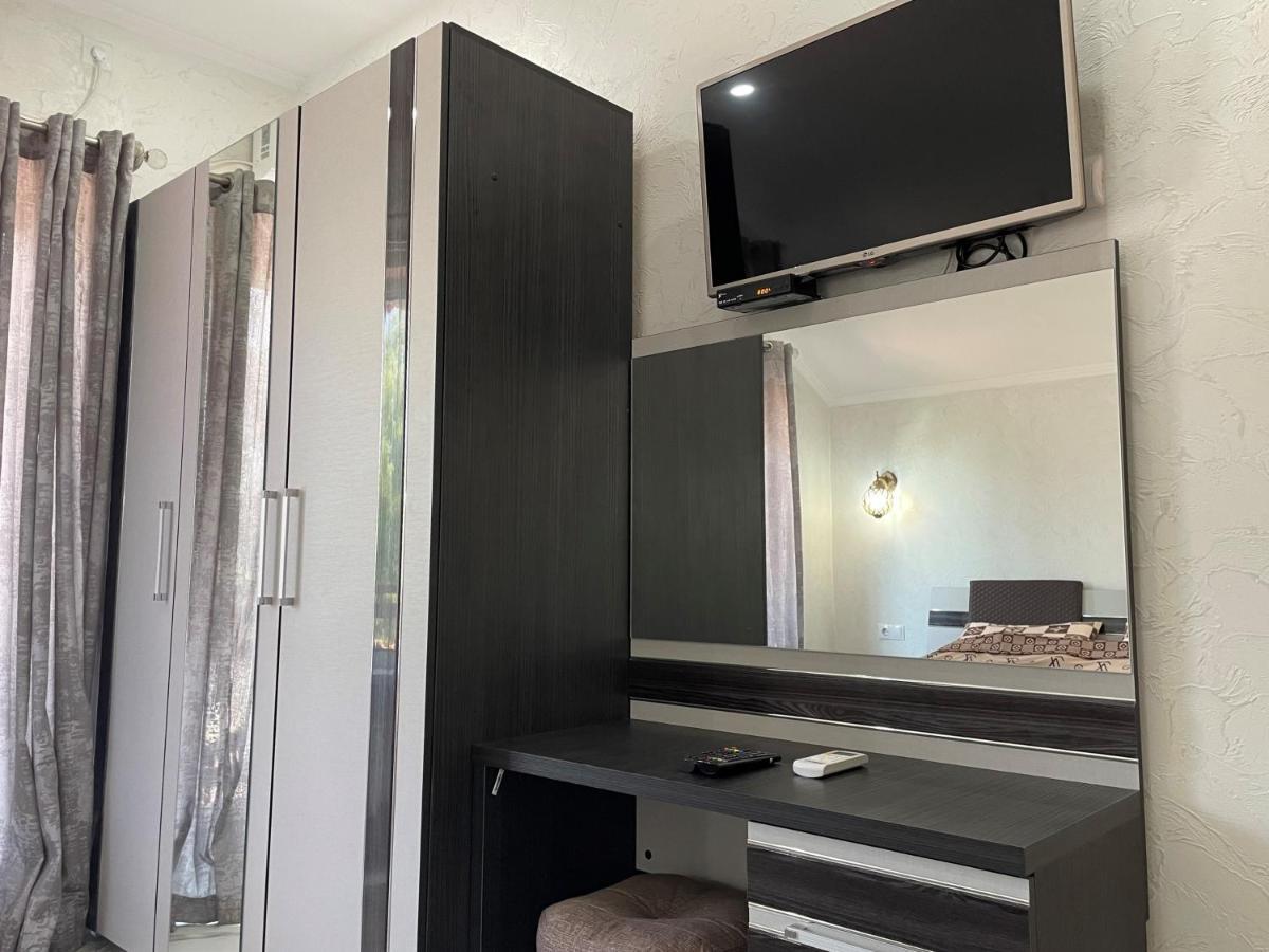 Villa Aeroport Розовый Дом Chişinău Extérieur photo
